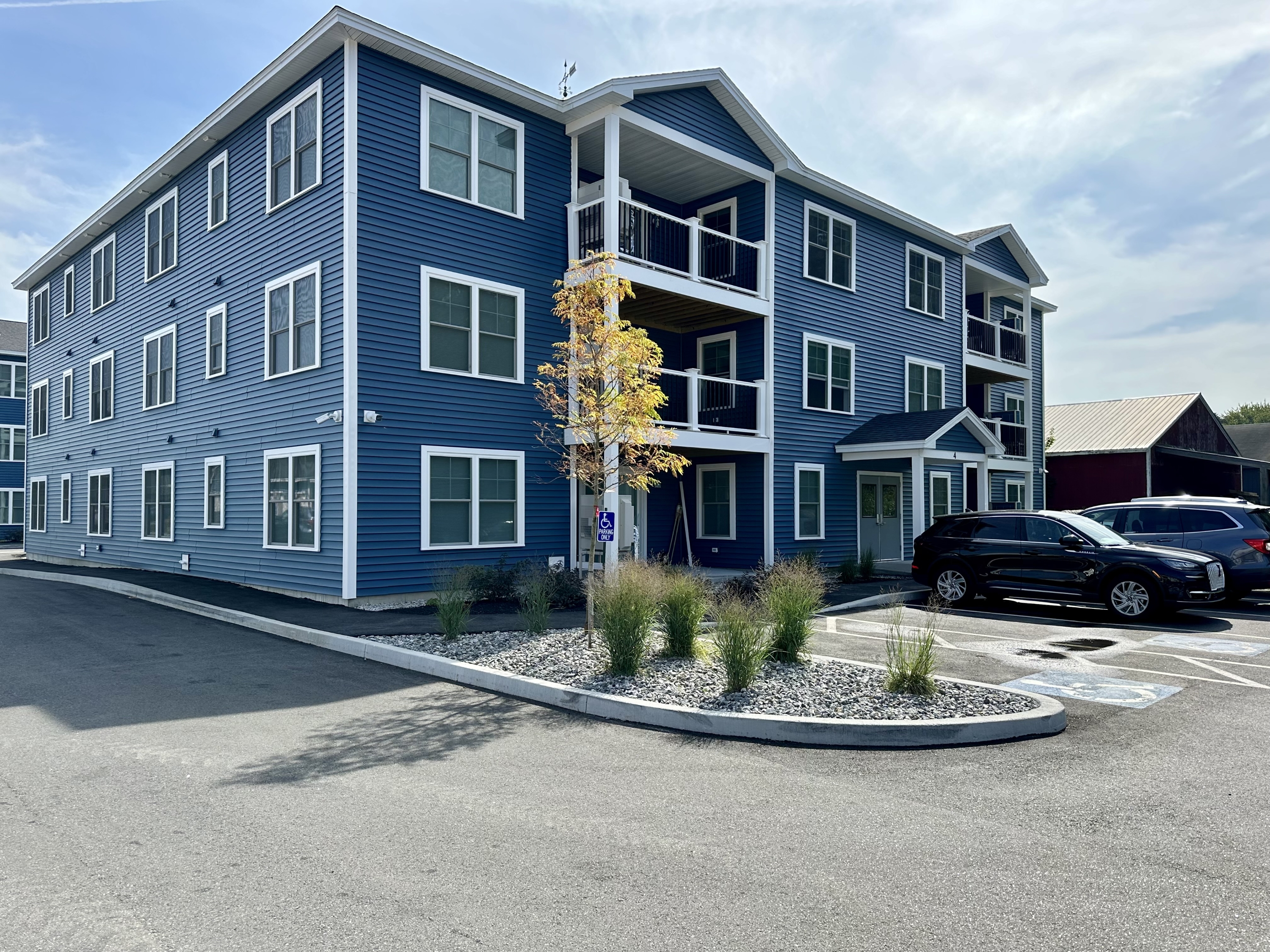 2 - 4 Diane Way - 114